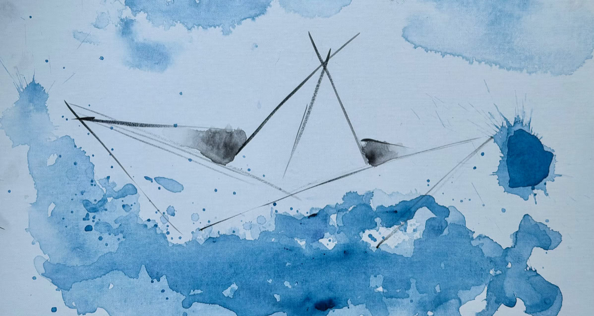 Aquarellmalerei eines abstrakten Bootes auf blauem Wasser mit blauem Himmel.
